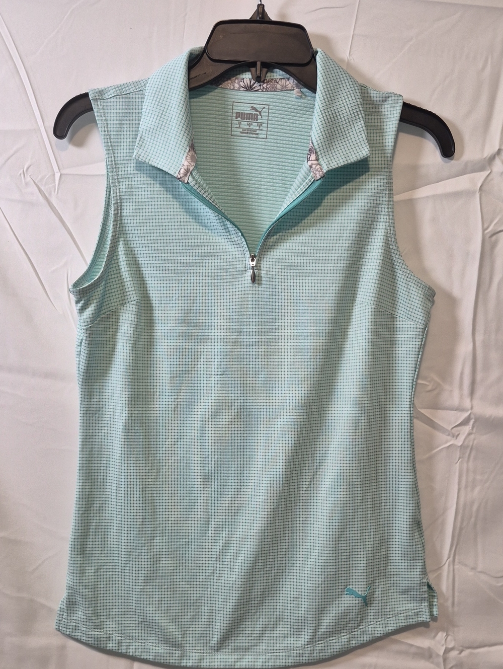 Puma Golf Micro-Patterned Quarter-Zip Sleeveless Polo